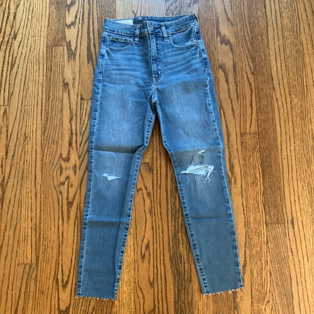 NEW GAP Denim Universal Jegging Sky High with Washwell (28 waist | 6 petite)